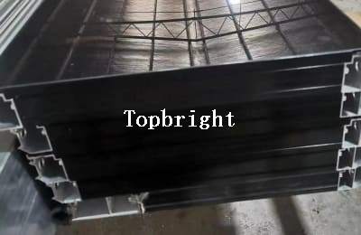 FRAMELESS_GARAGE_DOOR_DEATIL_TOPBRIGHT (5)